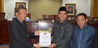 Disahkan, RAPBD 2017 Prioritaskan Sarana Publik