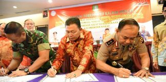 Cornelis: Jangan Bertengkar Terus, Tidak Maju-maju Kita