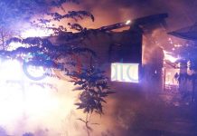 Rumah Ludes Terbakar, Telapak Tangan Melepuh