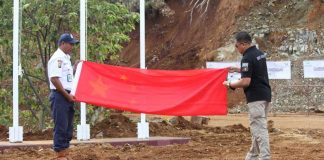Bendera RRC Sempat Berkibar Sejajar Merah Putih