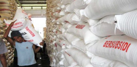 Petani Ngeluh Sulit Dapatkan Pupuk Subsidi