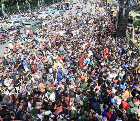 Ketika Suporter Indonesia Berjuang Dapatkan Tiket Final