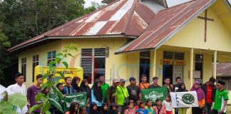 Kemeriahan Hari Raya Natal 2016, Banom NU Bersihkan dan Menjaga Gereja