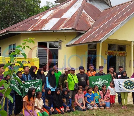 Kemeriahan Hari Raya Natal 2016, Banom NU Bersihkan dan Menjaga Gereja