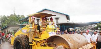 Gubernur Minta 2017 Jalan RTM Mulus