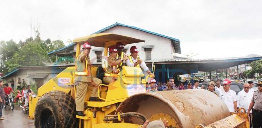 Gubernur Minta 2017 Jalan RTM Mulus
