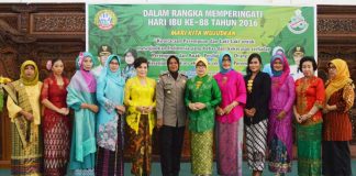 Mitra Sejajar Pria, Perempuan Jangan Lupa Kodrat