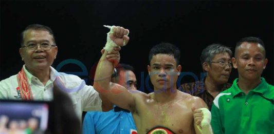 Eiger Tumbangkan Petinju Malaysia di Ronde Tiga