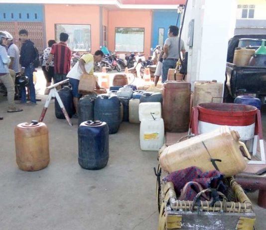 Warga Kecewa BBM di SPBU Sering Kosong