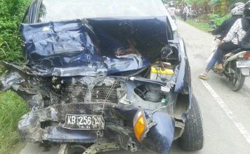 Tiga Mobil Tabrakan Beruntun di Sekadau, Dua Korban Luka Serius