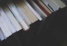 Guru Dilarang Jual Buku ke Murid