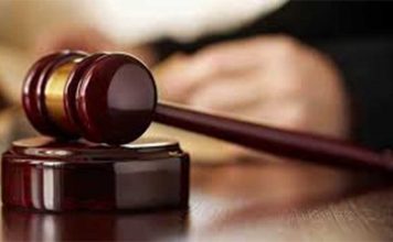 Kajari Sintang Polisikan Penjual Kaca, Hanya Karena Lemari Telat Diantar