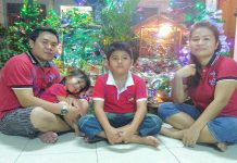 Berbusana Sarimbit Rayakan Natal, Kompak, Harmonis dan Romantis