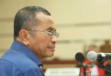 Pengunjung Sidang Ikut Menangis