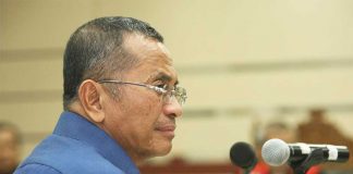 Pengunjung Sidang Ikut Menangis