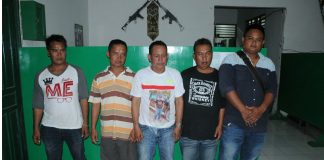 Cari Hiburan di Badau Warga Malaysia Ditahan