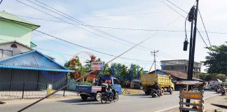 Ada Garis Merah Tanda Kabel Telkomsel
