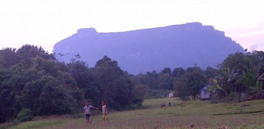 Bukit Tilung, Salah Satu Potensi Industri Pelancongan Kalbar