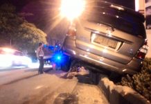 Pungut Uang Mobil Nyungsep