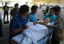 Putus Cinta, Terjun dari Lantai Tiga