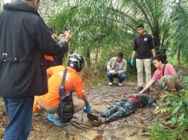 BREAKING NEWS: Warga Temukan Mayat di Kebun Karet