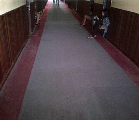 Dona si Bugil Ria Naik Yamaha itu PSK