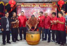 Jarot Bangga Seluruh Etnis Membaur di Malam Imlek