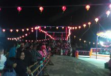 Imlek, Bupati Sintang Lepas Lampion dan Kembang Api