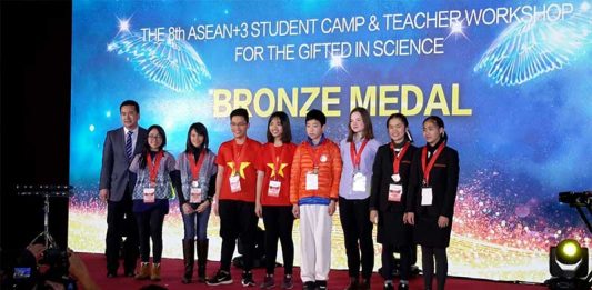 Bikin Robot di Ajang Internasional