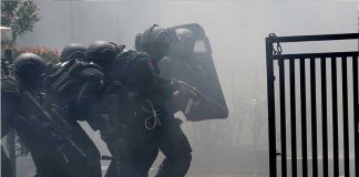 Aneh, Kok Bom Panci Ditaruh di Lapangan?