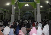 Teror Gedor Pintu Masih Menghantui