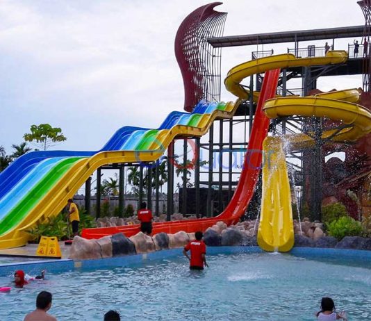 Suguhkan Marching Band dan Atraksi Barongsai