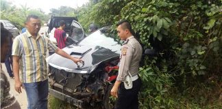 Innova Hantam Dua Pengendara Motor