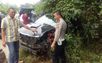 Innova Hantam Dua Pengendara Motor