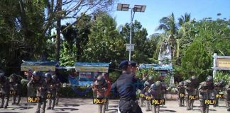 Tingkatkan Kemampuan Brimob Latih Satpol PP