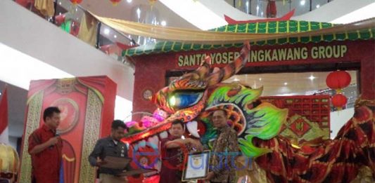 Naga Singkawang Raih Rekor MURI