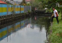 Limbah Solar di Parit Bansir Milik PT Anzon Autoplaza