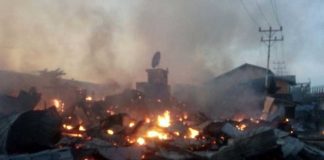 Pasar Teluk Melano Digasak si Jago Merah