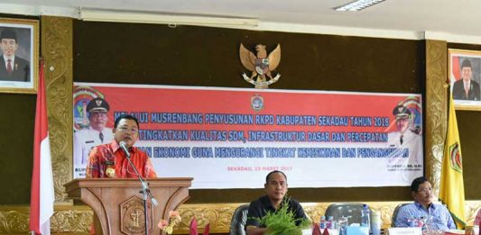 Cornelis Prihatin Isu HOAX