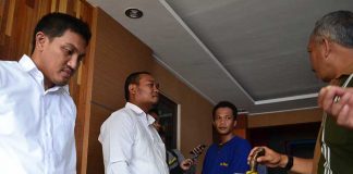 Dukun Abal-abal Berkantong Tebal