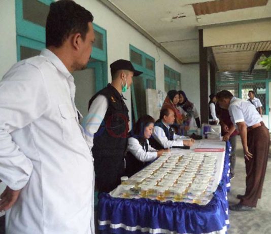 BNN Singkawang Tes Urine Karyawan PDAM