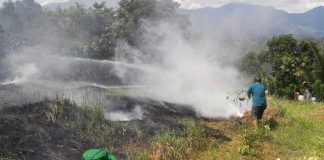 Sembahyang Kubur, Api Merambat ke Ilalang Kering