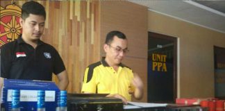 Belasan Ribu Botol Minol Diduga dari Malaysia Masuk Pontianak