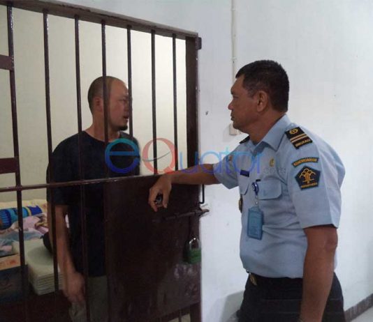 Warga Myanmar Survei ke Singkawang, Ditangkap