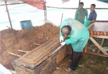 Delapan Bulan Dikubur Makam Badarius Digali