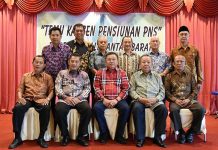 Romantisme Pensiunan PNS Bersama Gubernur Cornelis