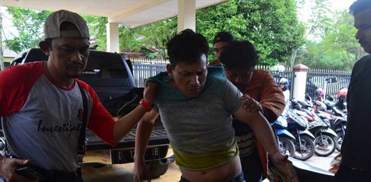 Bripka Reza Dibacok Satu Pelaku Ditembak