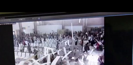 VIDEO: Detik-detik Plafon Bandara Supadio Kembali Ambruk, Dua Korban Luka