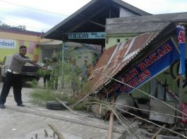 Ngantuk, Tabrak Empat Sepeda Motor