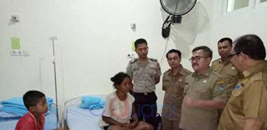Dikunjungi Wakil Bupati, Lisan Sekeluarga Terharu